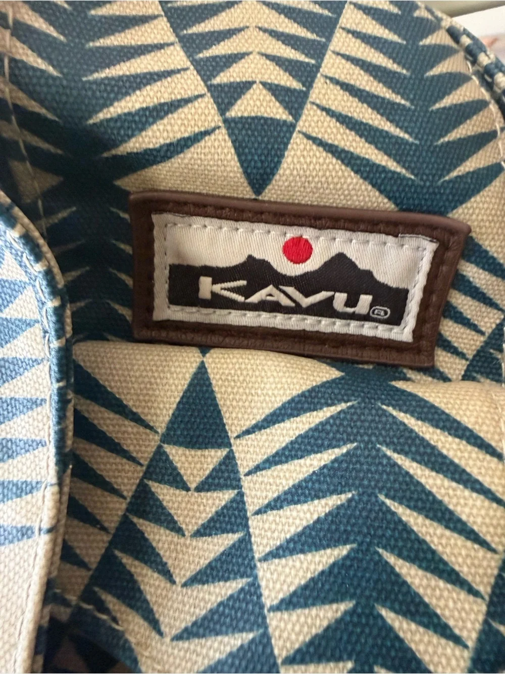 KAVU Rope Sling Bag Crossbody Backpack Blue Tan Geometric Print Outdoor Hiking